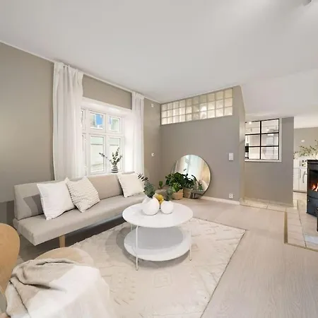 Apartment Stor I Sentrum! *